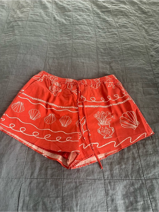 Sabo Skirt Pants - Sabo Skirt Red Shell-Print Drawstring Shorts NWT US size 8